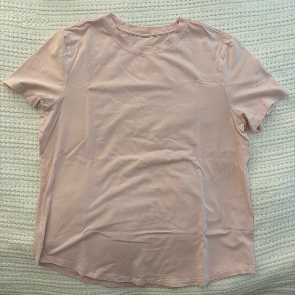 Lululemon love curved-hem crewneck t-shirt, size 8 in blush pink
